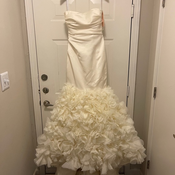 Winnie Couture Dresses & Skirts - I’m selling a brand NEW Winnie Couture Dress